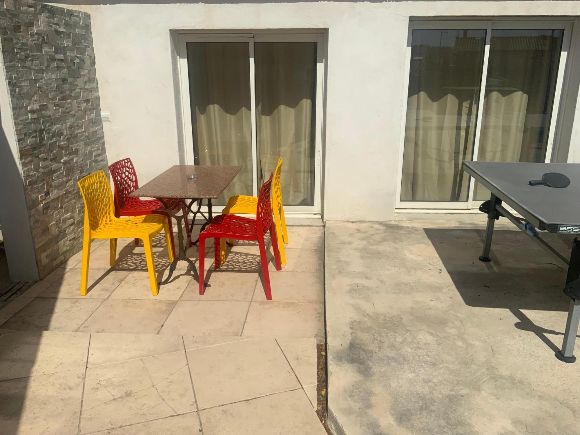 Apartament Pour 4 Face A La Piscine Marsylia Zewnętrze zdjęcie